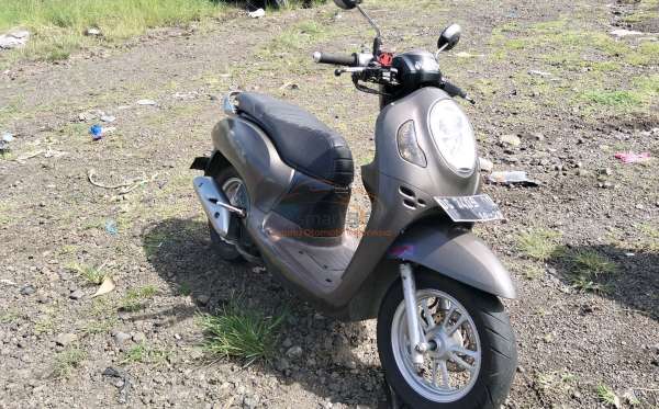 HONDA SCOOPY PRESTIGE