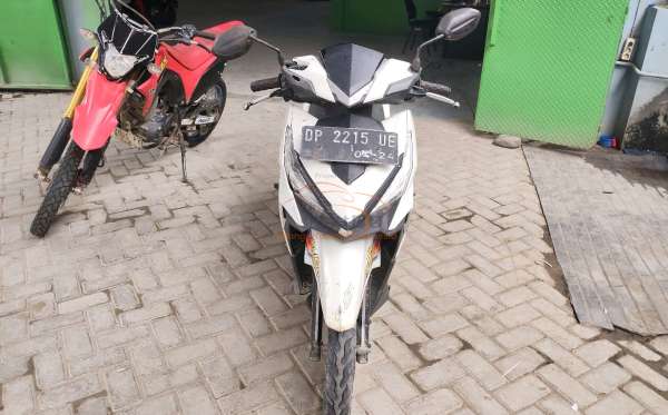HONDA  VARIO 150