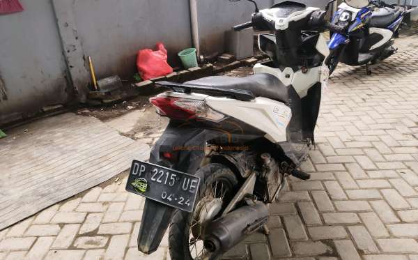HONDA  VARIO 150