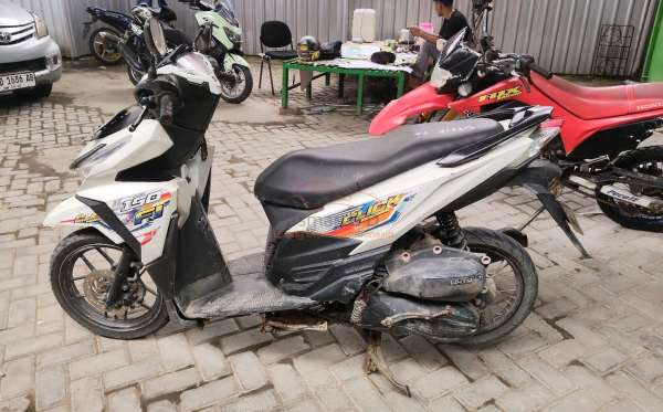 HONDA  VARIO 150