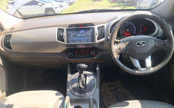 KIA SPORTAGE SE 20