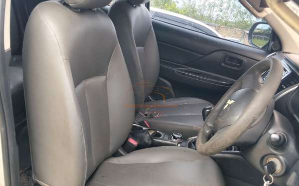 MITSUBISHI DC GLS 4X4