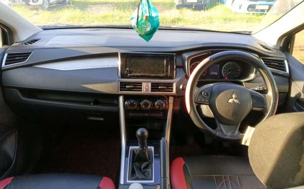 MITSUBISHI XPANDER GLS