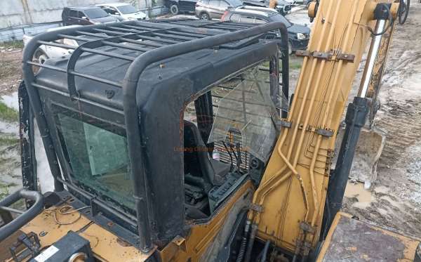 SANY EXCAVATOR SY135F