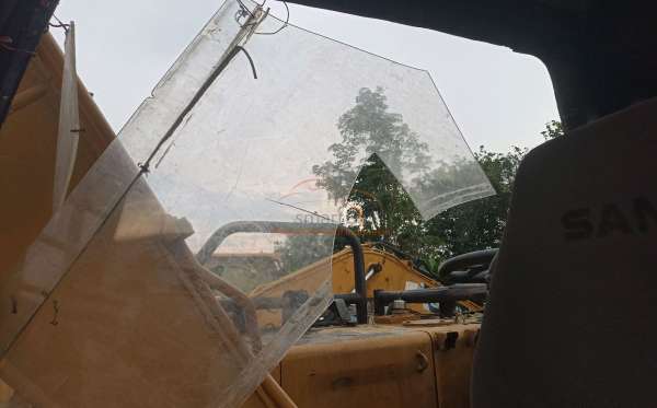 SANY EXCAVATOR SY135F