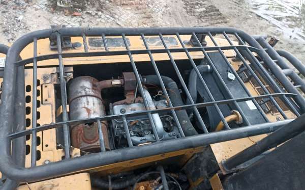 SANY EXCAVATOR SY135F