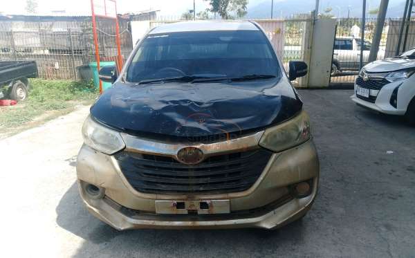TOYOTA AVANZA