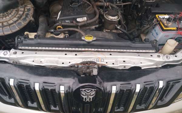 TOYOTA INNOVA