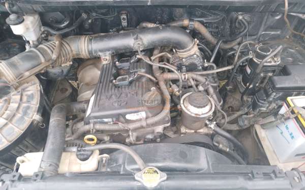 TOYOTA INNOVA