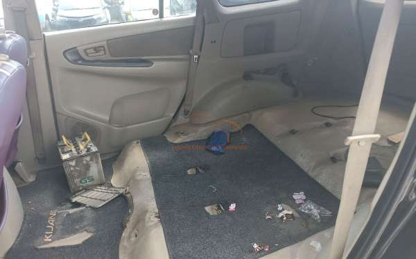 TOYOTA KIJANG INNOVA G