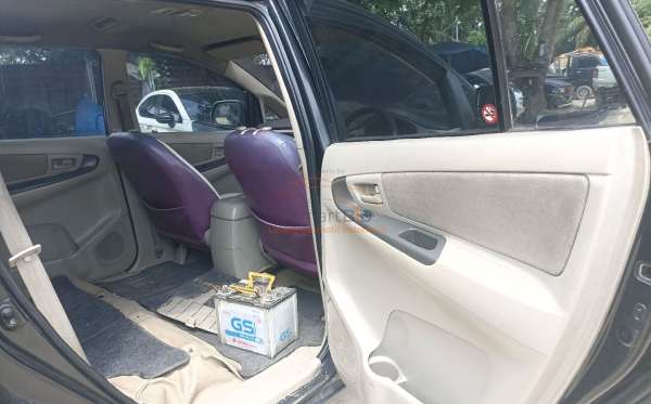 TOYOTA KIJANG INNOVA G
