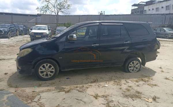 TOYOTA KIJANG INNOVA G