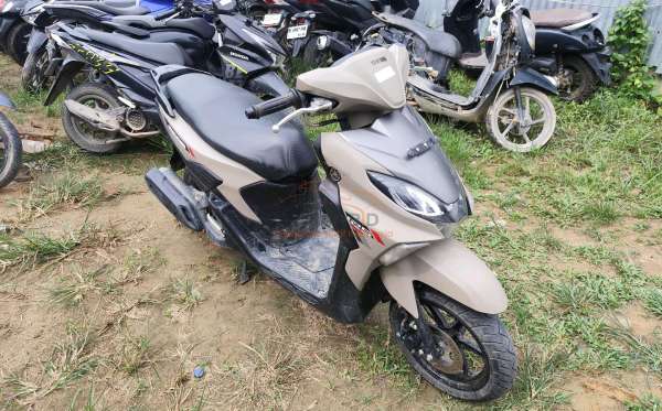 YAMAHA  GEAR 125