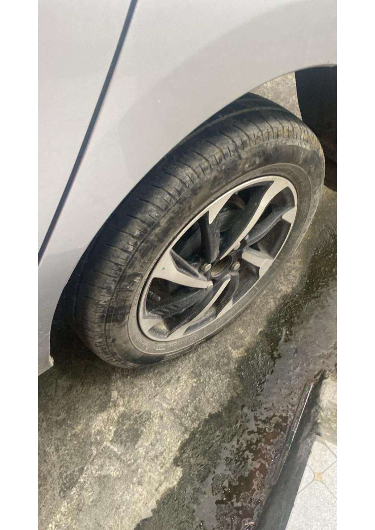 DAIHATSU SIGRA  R