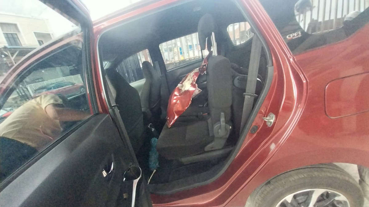 DAIHATSU SIGRA  R