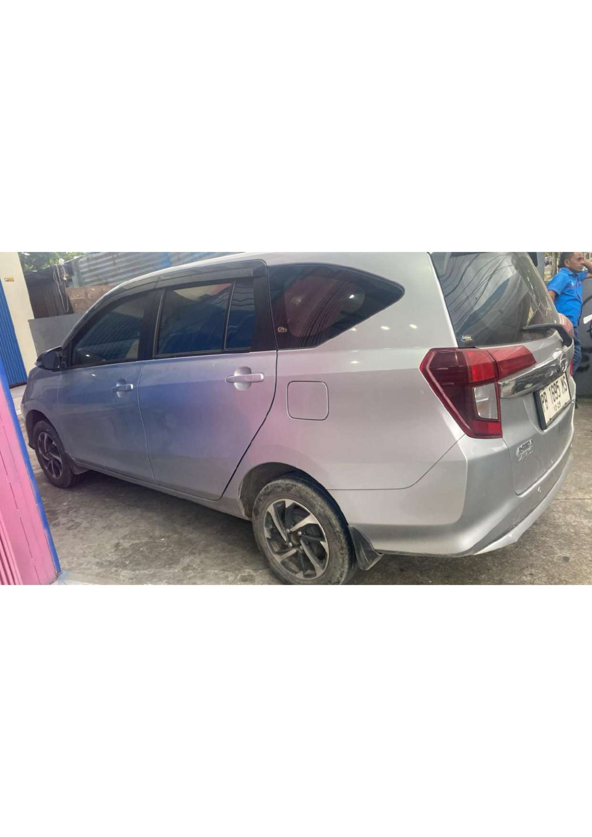 DAIHATSU SIGRA  R
