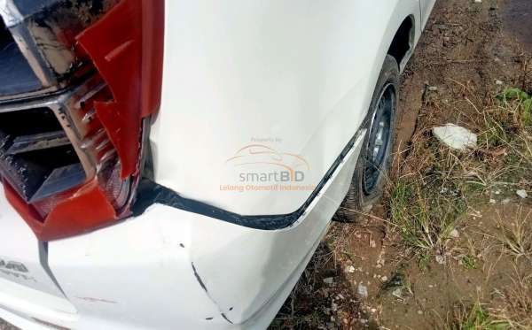 DAIHATSU  SIGRA  D