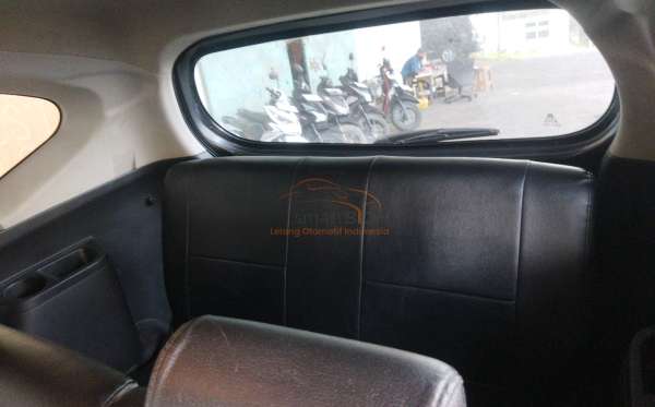 DAIHATSU SIGRA X