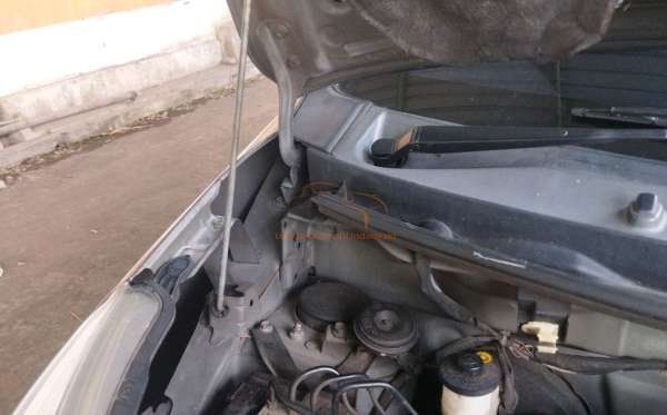 DAIHATSU SIGRA X