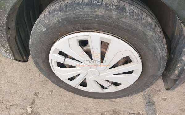 DAIHATSU SIGRA X