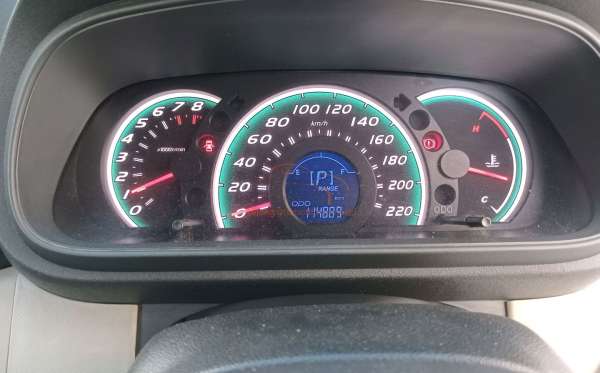 DAIHATSU SIRION