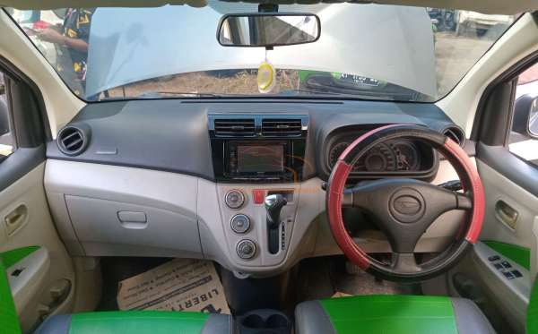 DAIHATSU SIRION