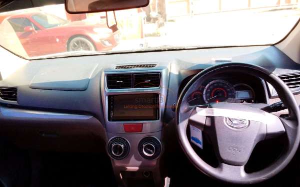 DAIHATSU  XENIA  1.3 X