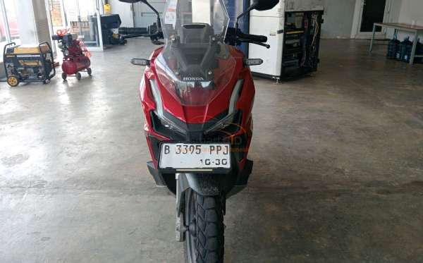 HONDA ADV