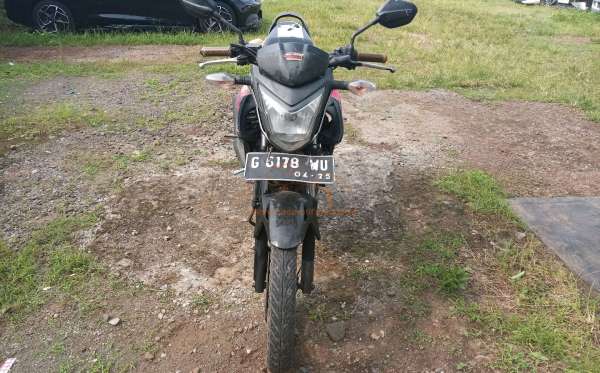 HONDA CB 150 R