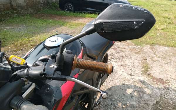 HONDA CB 150 R