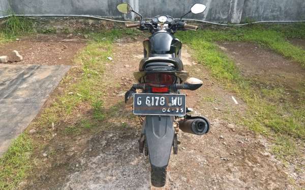 HONDA CB 150 R