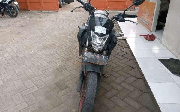 HONDA CB 150 R