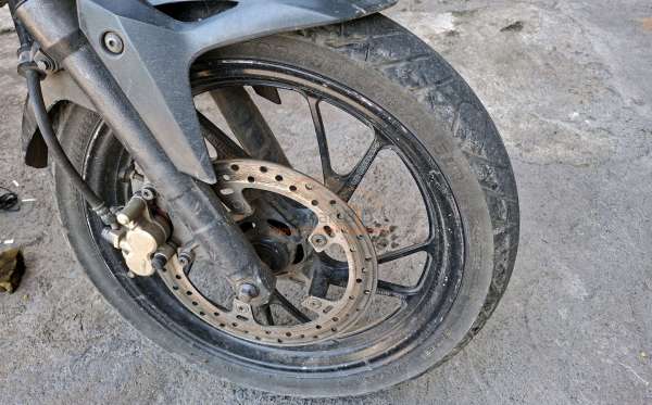 HONDA CB 150 R