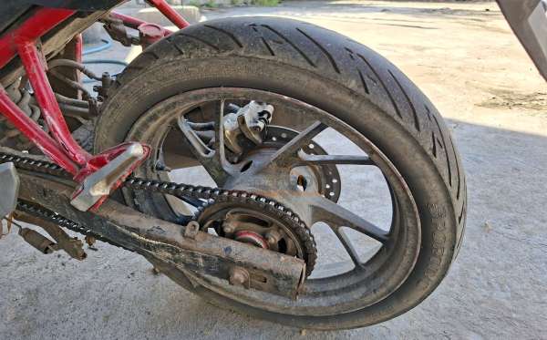 HONDA CB 150 R