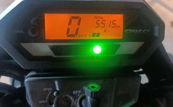 HONDA CB 150 Verza