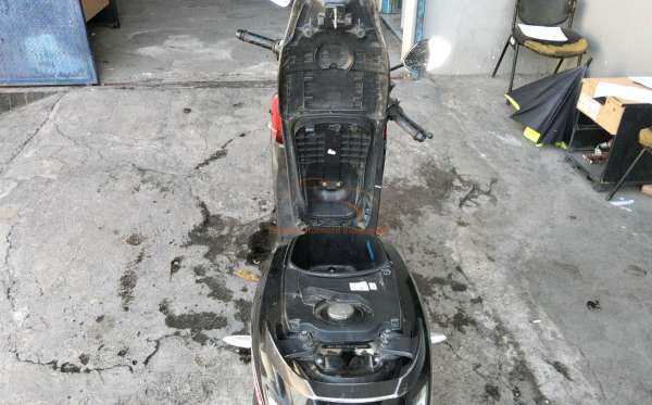 HONDA  GENIO