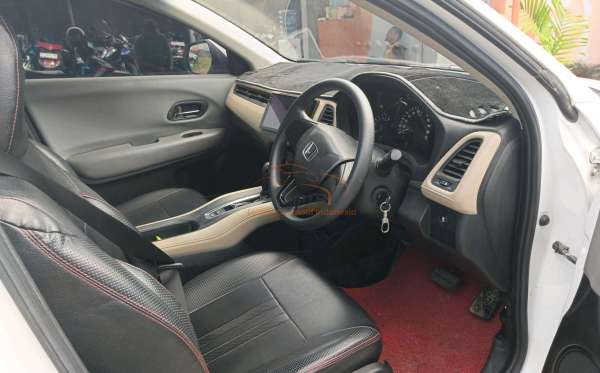 HONDA HRV 1.5 S CVT