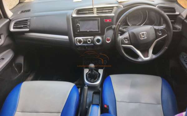 HONDA JAZZ GK5 1.5 RS