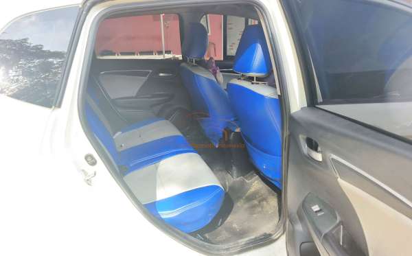 HONDA JAZZ GK5 1.5 RS