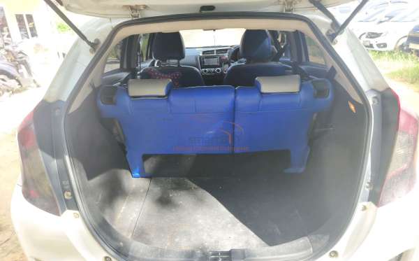 HONDA JAZZ GK5 1.5 RS