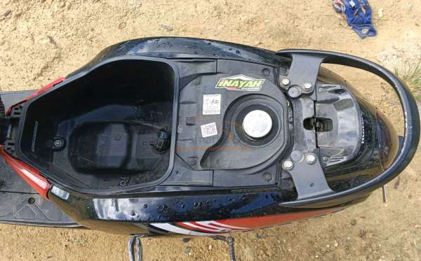 HONDA SCOOPY SPORTY