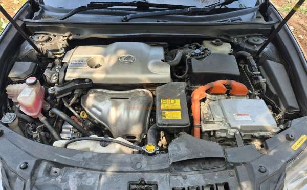 LEXUS ES 300H