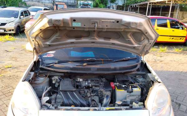 NISSAN MARCH 1.2
