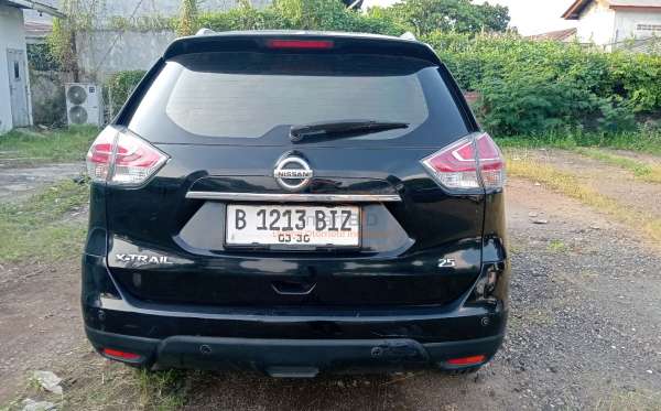 NISSAN X TRAIL 2.5