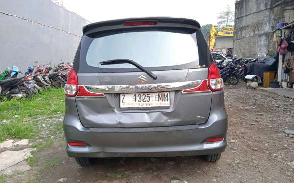 SUZUKI  ERTIGA
