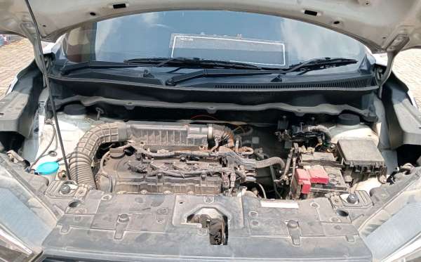 SUZUKI XL7