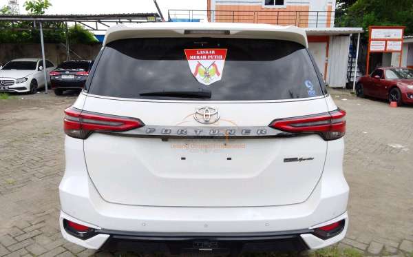 TOYOTA FORTUNER 2.7 SRZ