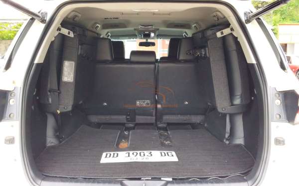 TOYOTA FORTUNER 2.7 SRZ