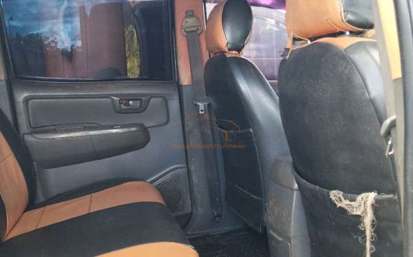 TOYOTA HILUX 2.5 E 4X4 DC