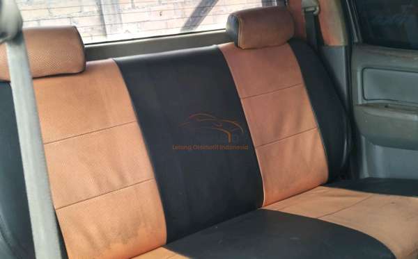 TOYOTA HILUX 2.5 E 4X4 DC